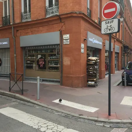 Quartier Les Carmes A Logement Jusqu'a 6 Personnes-parking Et Petit Dejeuner Inclus *