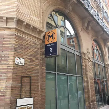 Quartier Les Carmes A Logement Jusqu'a 6 Personnes-parking Et Petit Dejeuner Inclus * Toulouse