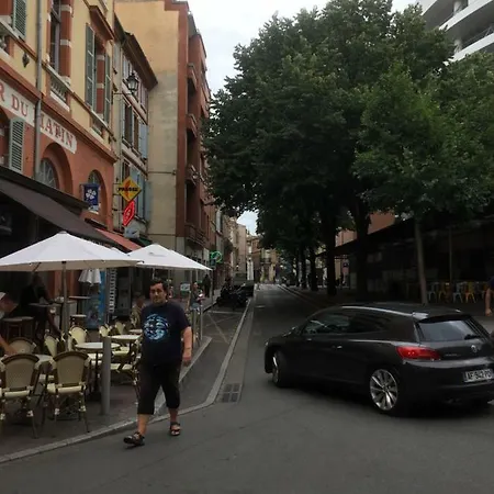 Quartier Les Carmes A Logement Jusqu'a 6 Personnes-parking Et Petit Dejeuner Inclus * Toulouse