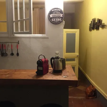 Daire Quartier Les Carmes A Logement Jusqu'a 6 Personnes-parking Et Petit Dejeuner Inclus *